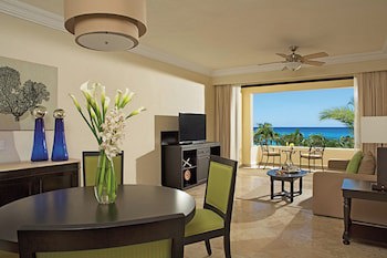 Dreams Los Cabos Suites Golf Resort & Spa