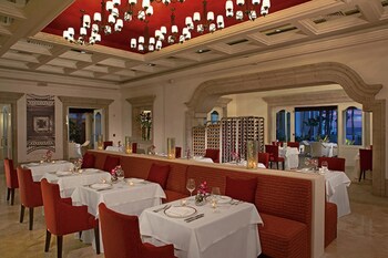 Dreams Los Cabos Suites Golf Resort & Spa