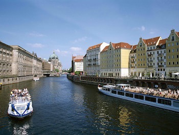 ibis Styles Berlin Treptow fotoğrafı