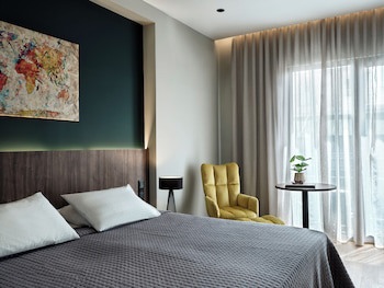 Candia Hotel