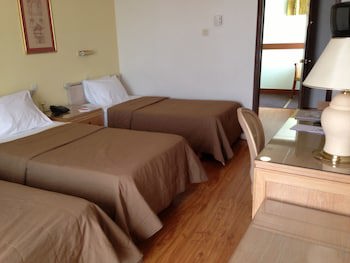 Candia Hotel