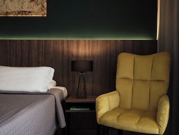 Candia Hotel
