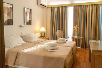 Candia Hotel