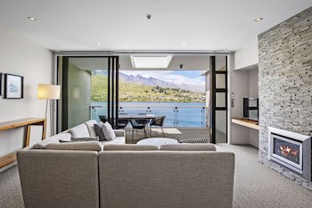 The Rees Hotel And Luxury Apartments