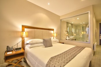 The Rees Hotel And Luxury Apartments