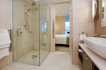 The Rees Hotel And Luxury Apartments