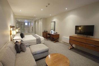 The Rees Hotel And Luxury Apartments