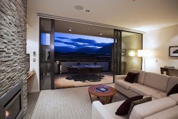 The Rees Hotel And Luxury Apartments