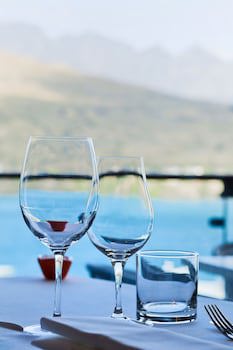 The Rees Hotel And Luxury Apartments