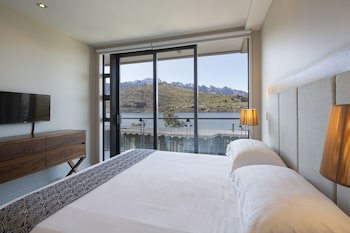 The Rees Hotel And Luxury Apartments