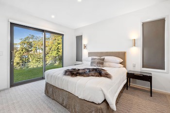 The Rees Hotel And Luxury Apartments