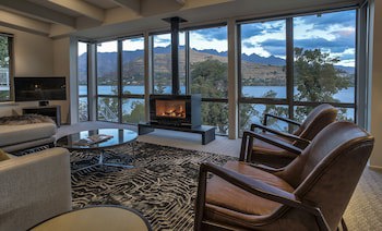 The Rees Hotel And Luxury Apartments