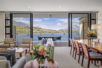 The Rees Hotel And Luxury Apartments