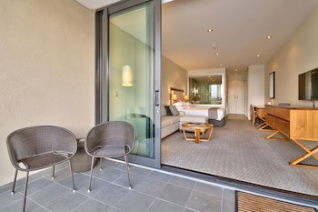 The Rees Hotel And Luxury Apartments