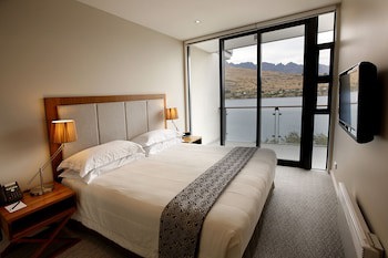 The Rees Hotel And Luxury Apartments