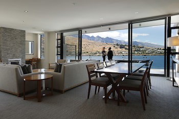 The Rees Hotel And Luxury Apartments