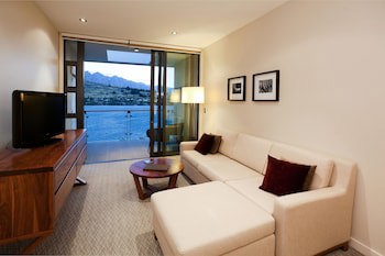 The Rees Hotel And Luxury Apartments