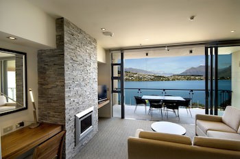 The Rees Hotel And Luxury Apartments