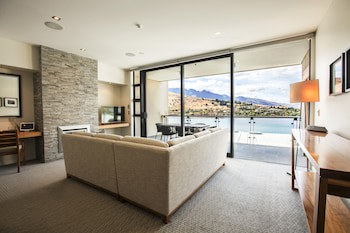 The Rees Hotel And Luxury Apartments