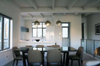 The Rees Hotel And Luxury Apartments