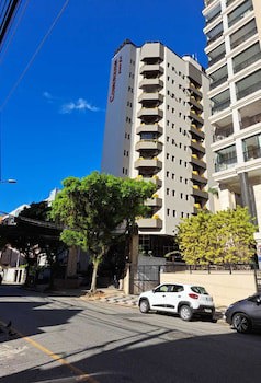 Cosmopolitan Praia Flat
