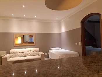 Cosmopolitan Praia Flat