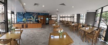 Cosmopolitan Praia Flat