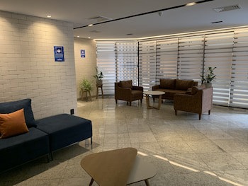 Cosmopolitan Praia Flat