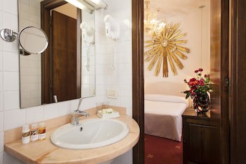 Hotel Columbia galeri fotoğrafı
