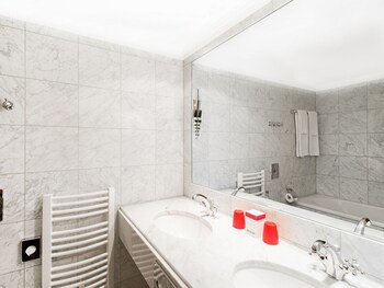 Dormero Hotel Halle galeri fotoğrafı