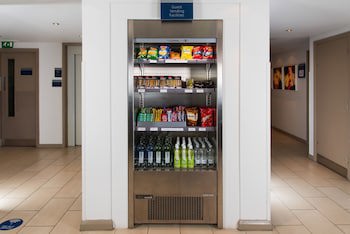 Holiday Inn Express Warwick - Stratford-Upon-Avon, An Ihg Hotel