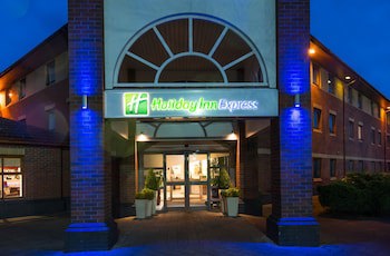 Holiday Inn Express Warwick - Stratford-Upon-Avon, An Ihg Hotel