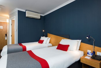 Holiday Inn Express Warwick - Stratford-Upon-Avon, An Ihg Hotel