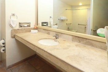 Holiday Inn Ciudad Del Carmen, An Ihg Hotel