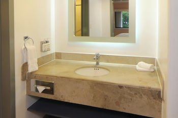 Holiday Inn Ciudad Del Carmen, An Ihg Hotel