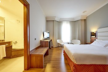 Hotel Vigo Los Galeones Affiliated By Melia