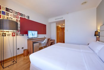 Hotel Vigo Los Galeones Affiliated By Melia