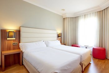 Hotel Vigo Los Galeones Affiliated By Melia