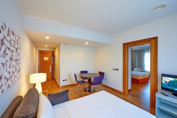 Hotel Vigo Los Galeones Affiliated By Melia