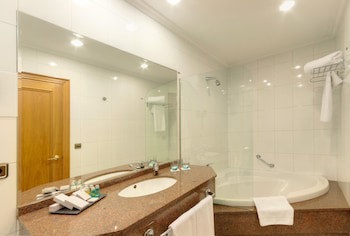 Hotel Vigo Los Galeones Affiliated By Melia