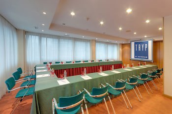 Hotel Vigo Los Galeones Affiliated By Melia