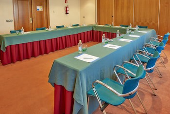 Hotel Vigo Los Galeones Affiliated By Melia