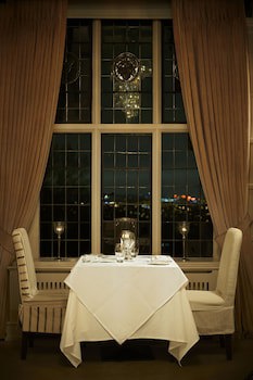 The Manor Elstree
