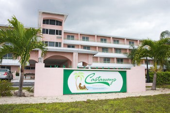 Castaways Resort And Suites