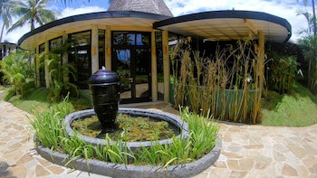 Coconuts Beach Club Resort & Spa