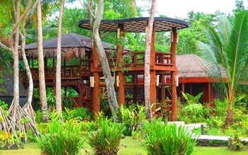 Coconuts Beach Club Resort & Spa