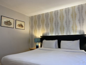 Brook Marston Farm Hotel