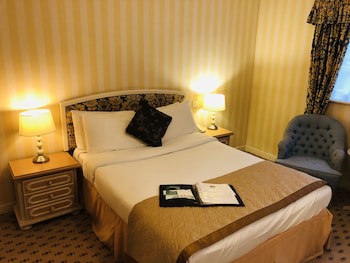 Brook Marston Farm Hotel