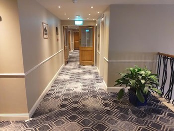 Parkavon Hotel