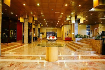 Rainbow Towers Hotel And Conference Centre